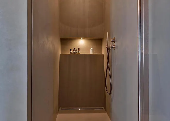 Mami - Boutique Adults Only Сиена