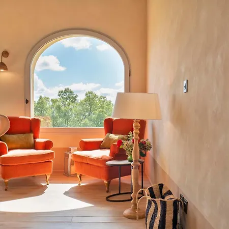 Mami - Boutique Adults Only