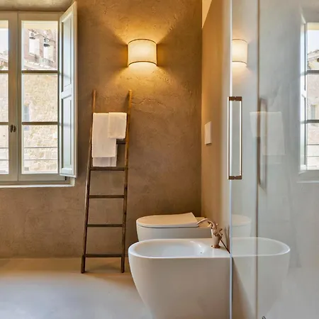 Mami - Boutique Adults Only Couette-café Sienne